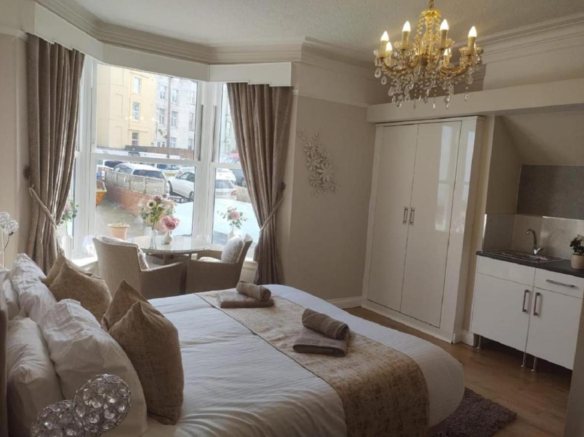 The Thoresby Scarborough Chambre photo