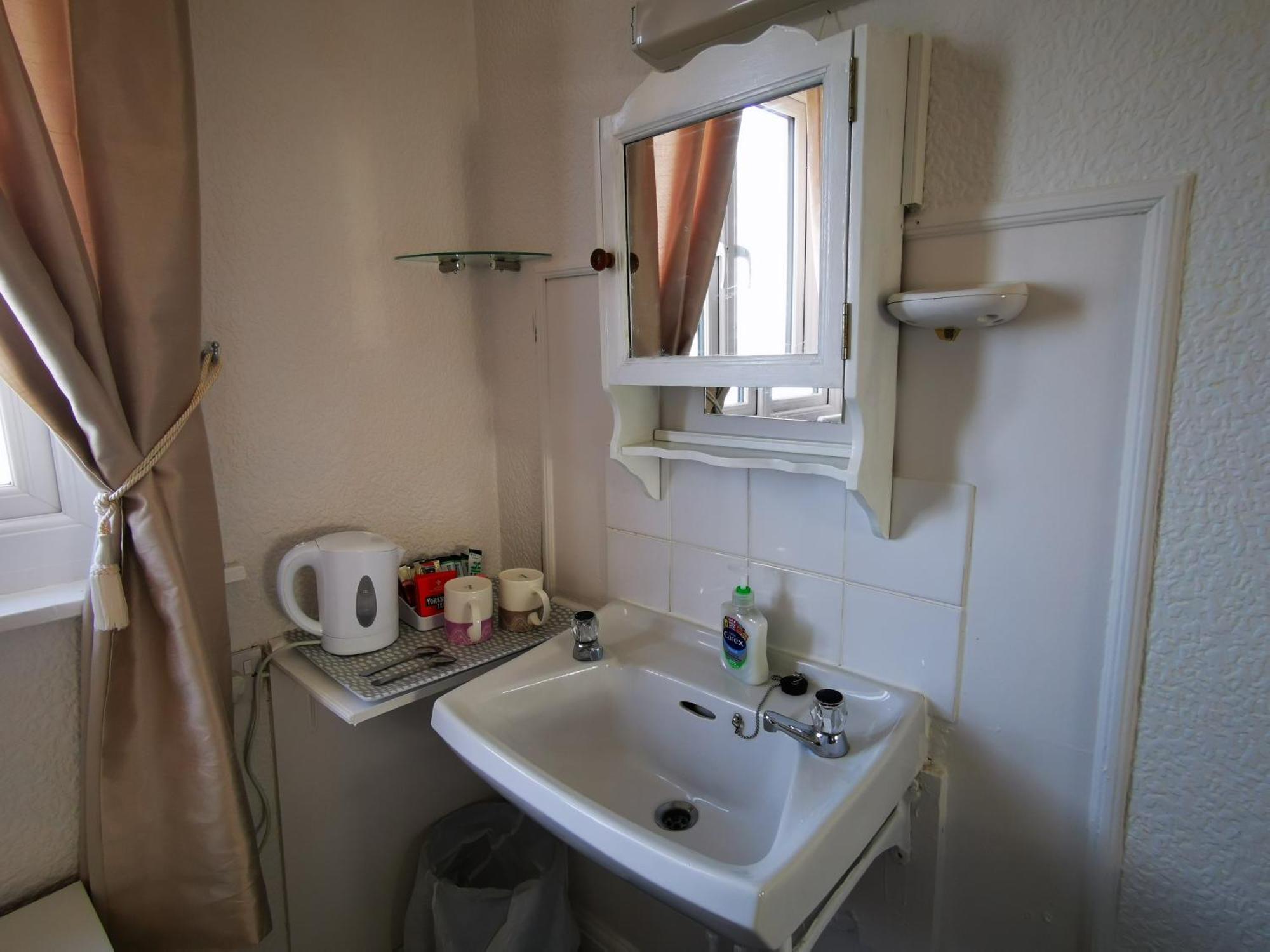 The Thoresby Scarborough Chambre photo